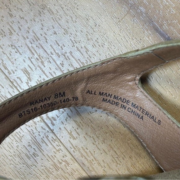 BareTraps Women’s Cream and Tan Sandals Casual Comfort Size 8M - Picture 6 of 8